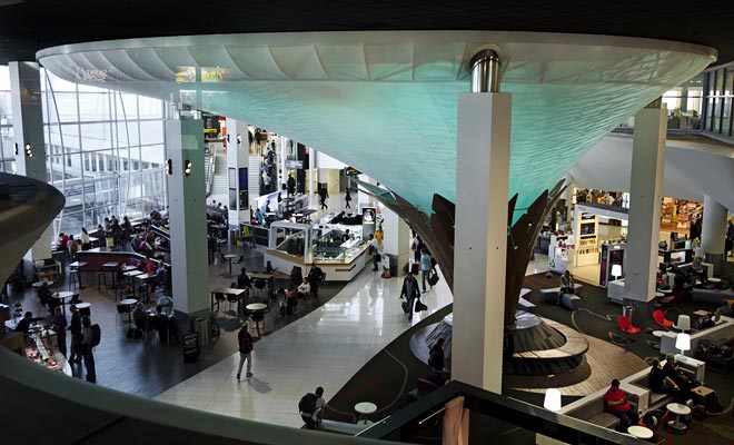 After a 24-hour flight, there is a good chance that you will be exhausted. It will be necessary to try to stay up until nightfall before going to sleep to reduce the effects of the jetlag.