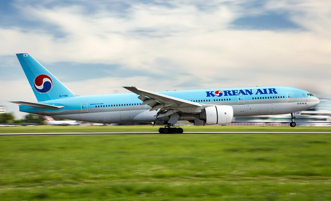 Korean Air flights to New Zealand land in Seoul. The proximity of the city center makes it possible to discover the city if the stopover lasts between 4 and 6 hours.
