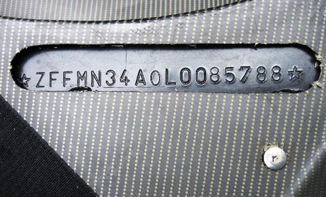 The VIN number is present on all vehicles. It allows you to consult the history of a car which isonvenient to detect scams or problems.