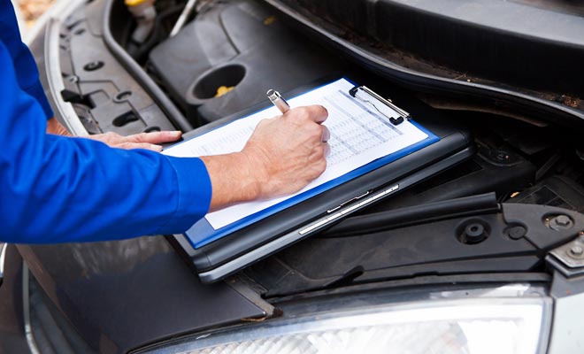 A recent technical inspection is compulsory in the context of a sale. But because of the rises of false certificates, it is often wise to ask a new check.