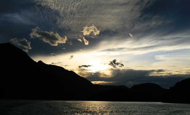 The only way to spend the night is to book a cabin aboard a ship or in the Deep Cove dormitory.