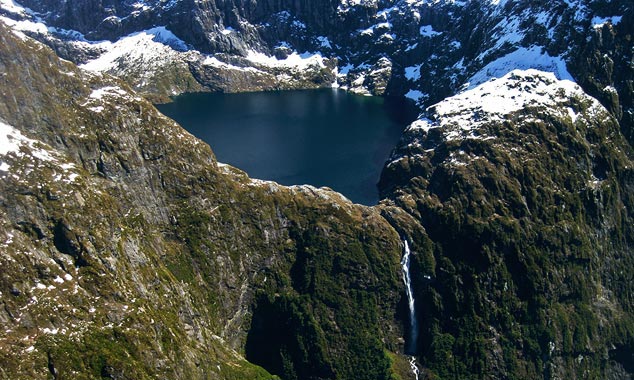 Browne Falls is the 9th highest waterfall in the world.