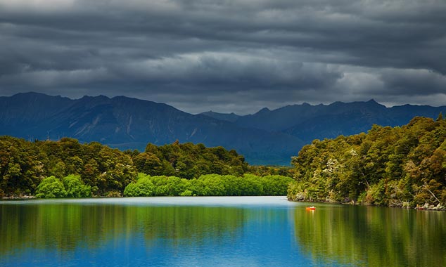 The islands of the lake were condemned to disappear ...