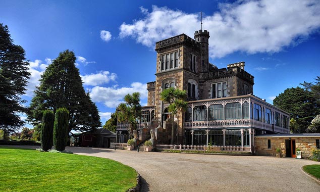 Larnach Castle est le seul château de Nouvelle-Zélande.