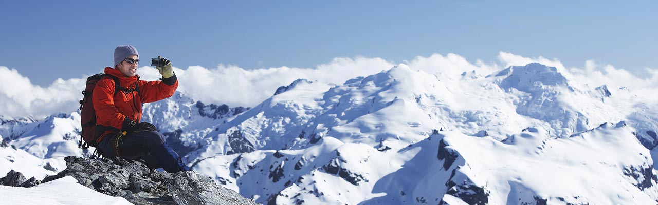 Prenez des photos des panoramas et des villes du pays.