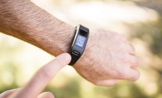 Whether it is an iWatch or a classic podometer, it is recommended to be able to analyze your efforts so as not to be exhausted in a few days.