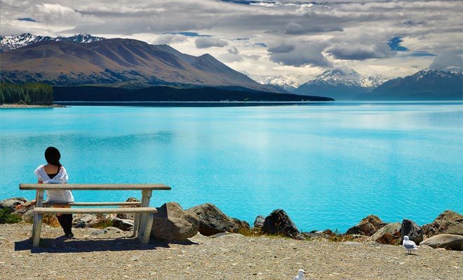 The turquoise shade of Lake Pukaki allows to take spectacular photos. For many travelers, this is the penultimate stage before returning to Europe.