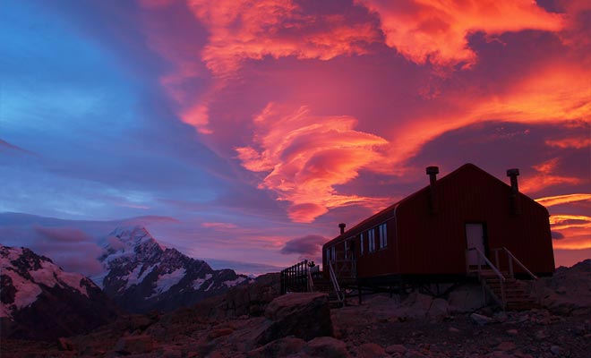 Keep in mind that the climate evolves very quickly in the mountains. Check out the weather report of the nearest information center instead of the weather on your iPhone!