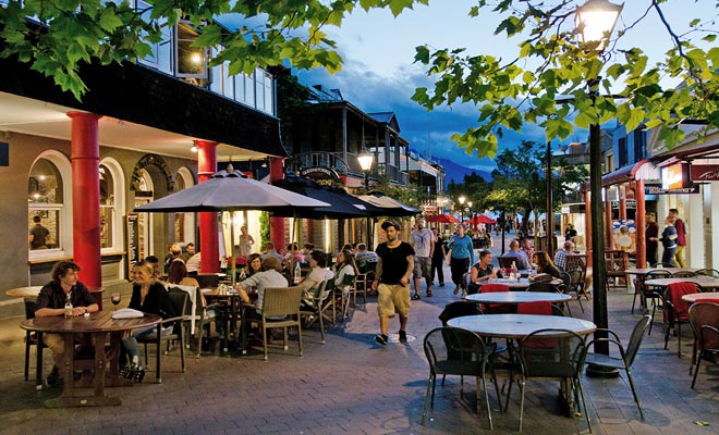 To find a job, it is better to focus your researches in the most tourist areas. However, it is still possible to find work in the isolated villages who need manpower.