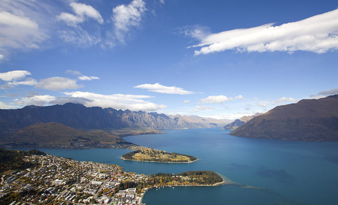 La capitale mondiale de l'aventure accorde bien entendu une grande importance au saut en parachute, et vous pourrez même sauter au-dessus de Glenorchy où a été filmé le Seigneur des anneaux.