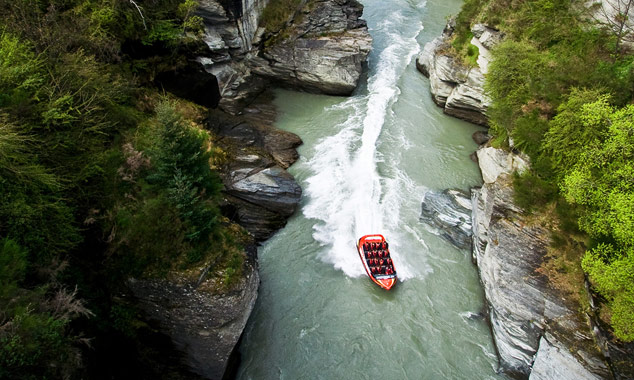 Les pilotes de jetboat s'entraînent tous les jours.