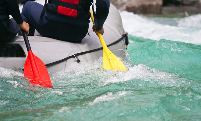 A simple training on the ground makes it possible to familiarize oneself with basic rules, but it would take several exits to forge a real team spirit. But you will have fun despite all your begginer's mistakes.