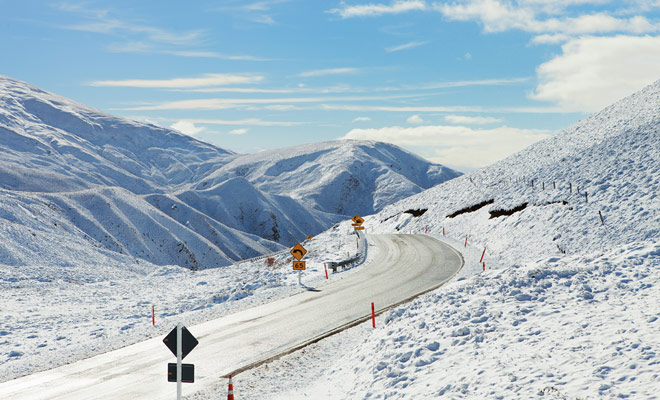 New Zealand ski resorts are generally accessible by motorhome, but it is better not to try your luck if the road is snowy…