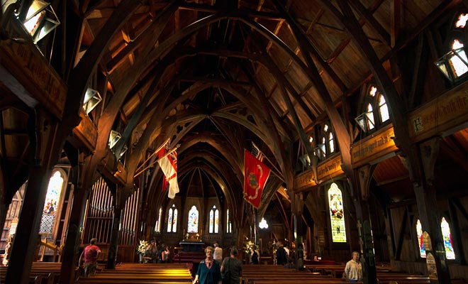 La cathédrale de Wellington est entièrement construite en bois. Ce qui lui confère un charme très particulier.