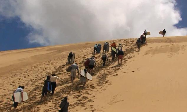 Une journée complète au Cape Reinga (90 mile beach, Cape et surf dans les dunes).