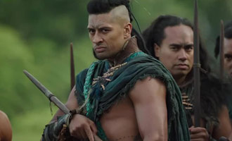 This film traces the story of a young Maori warrior who seeks to avenge his family with the help of a n old warrior.
